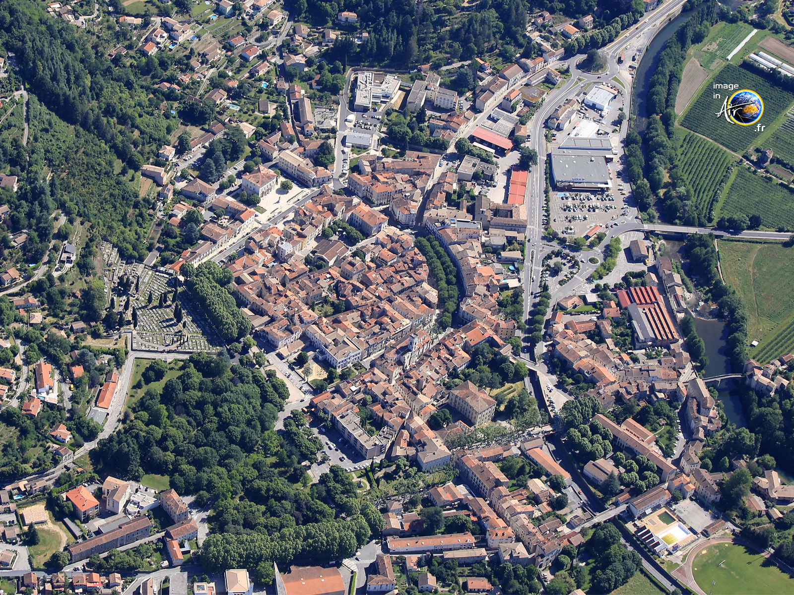 Photo aérienne du Vigan vu du ciel