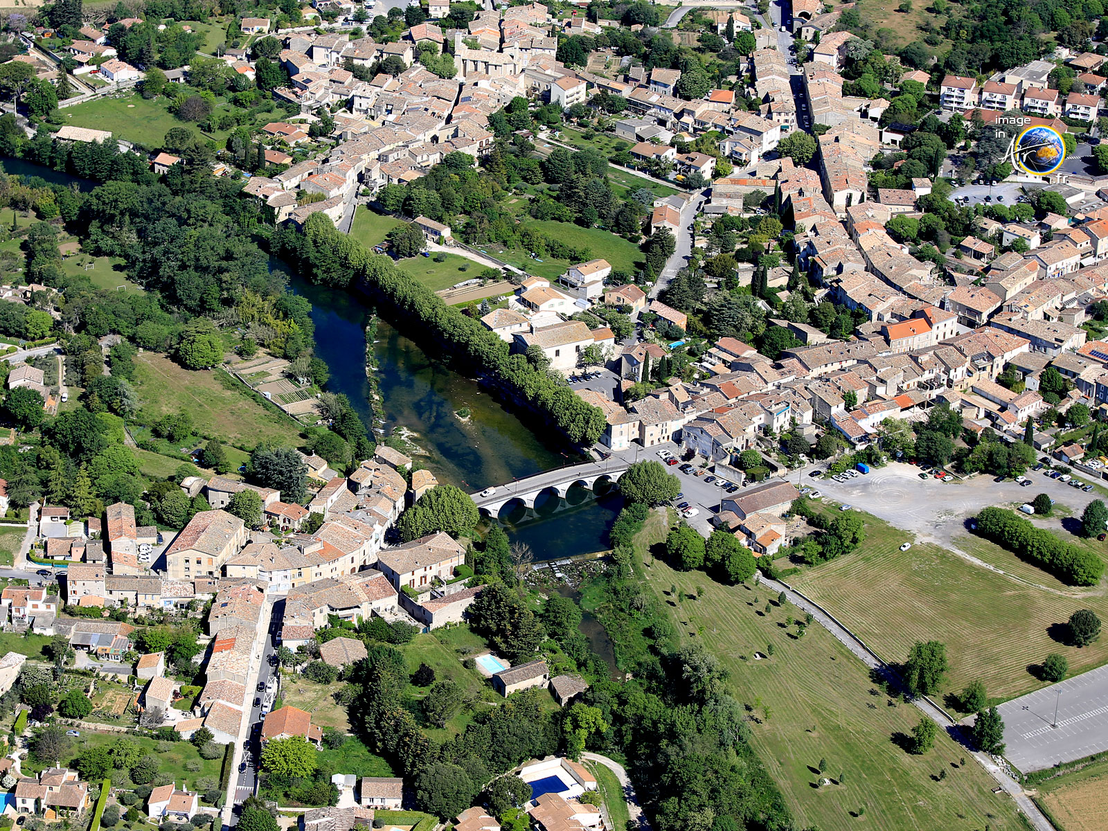 Photo aérienne de Quissac et le Vidourles