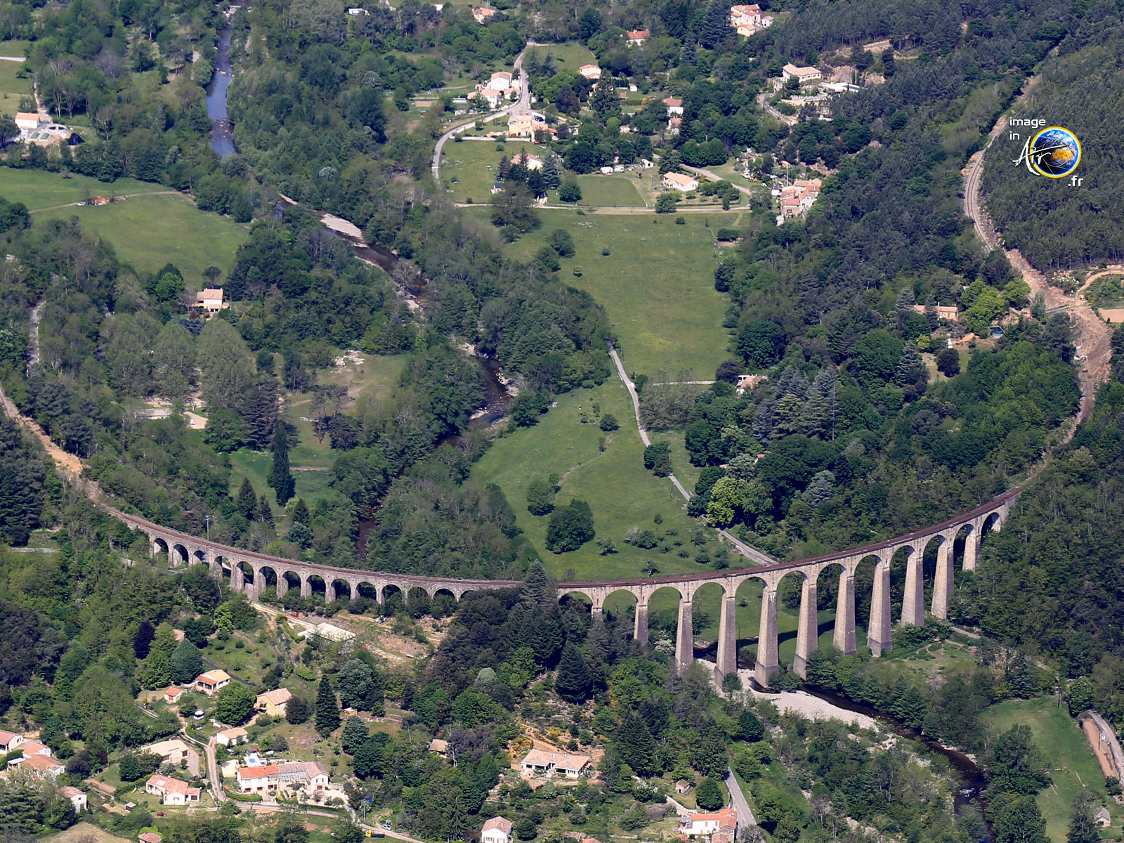 Photo aérienne du Viaduc de Chamborigaud
